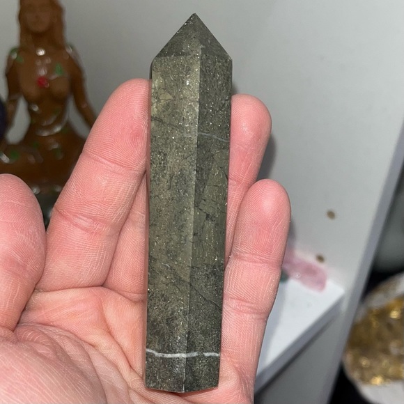 PYRITE tower - Picture 2 of 2